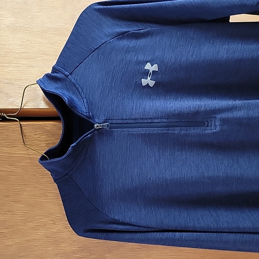 Under Armour long sleeve, half zip, heatgear